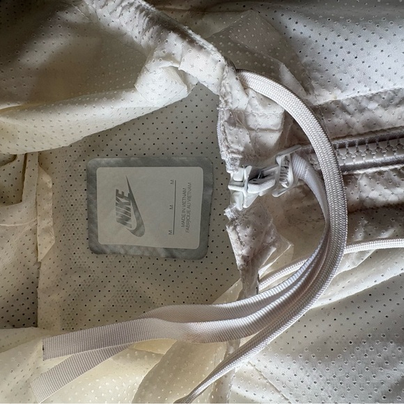 NIKE x SACAI sz M Gray White Pleated Back Windrunner Jacket 716917 Full Zip - Picture 14 of 16